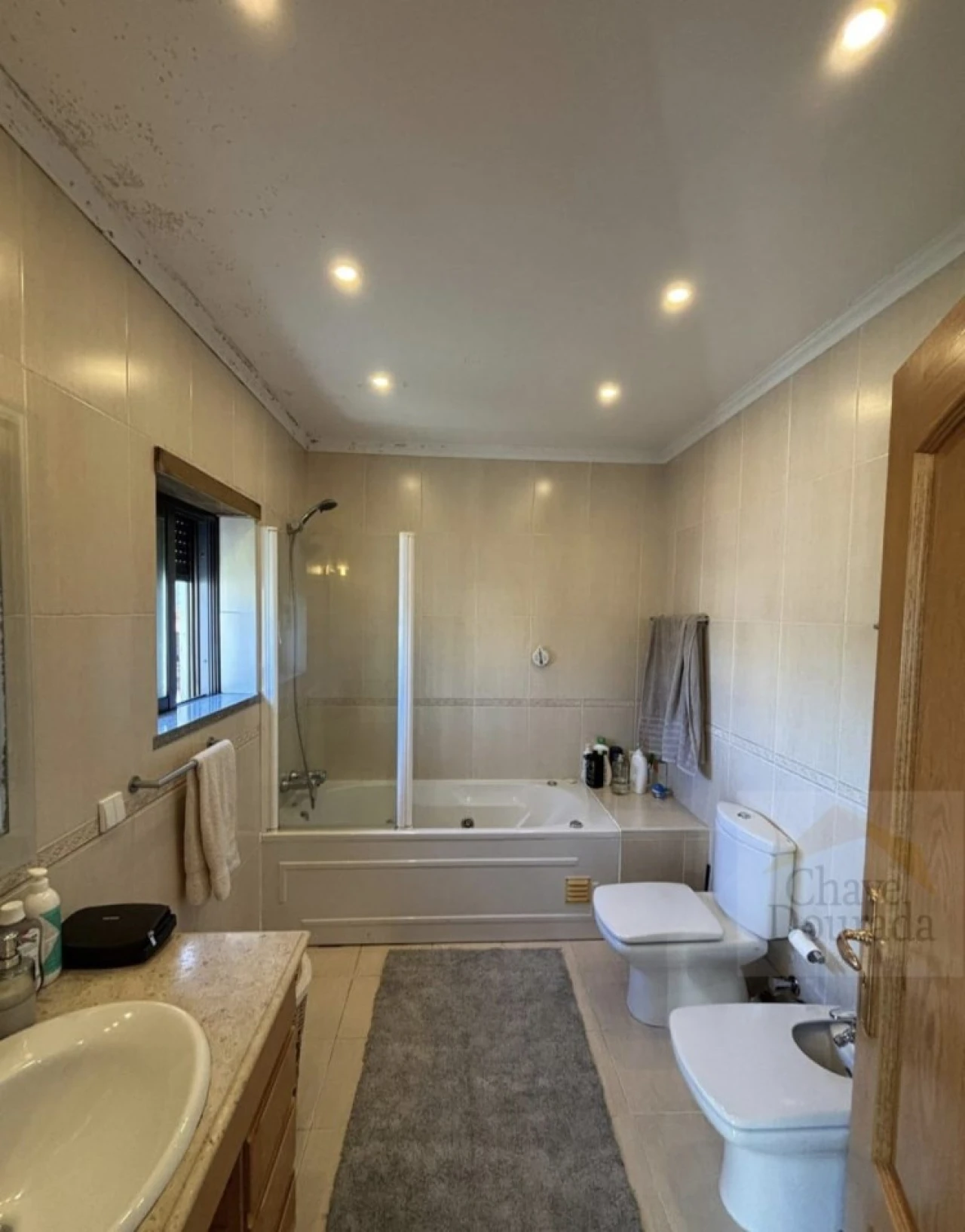 Apartamento T5 para Venda em Santo Antonio dos Olivais Foto 25