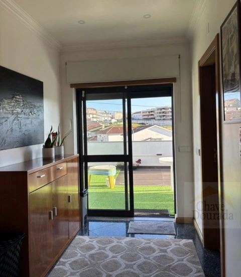 Apartamento T5 para Venda em Santo Antonio dos Olivais