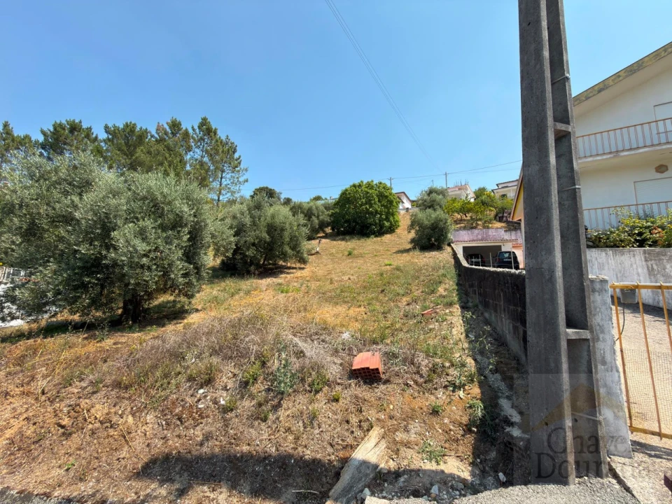 Terreno para Venda em Trouxemil e Torre de Vilela Foto 4
