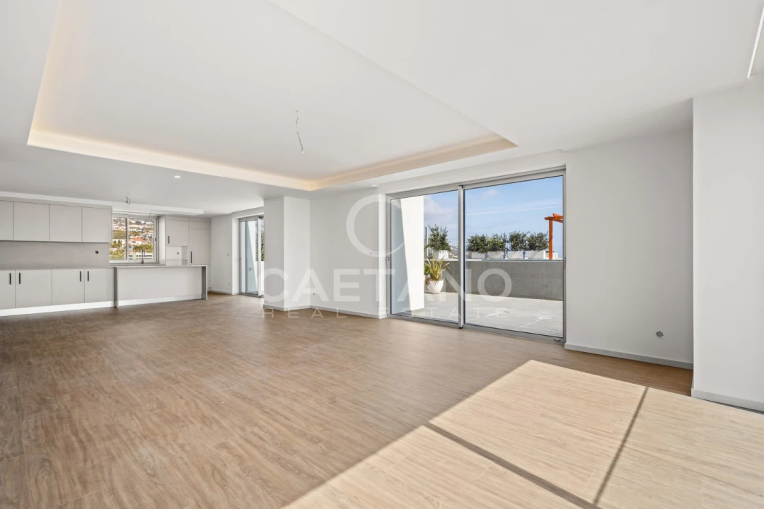 Apartamento T3 para Venda em Camara de Lobos Foto 7