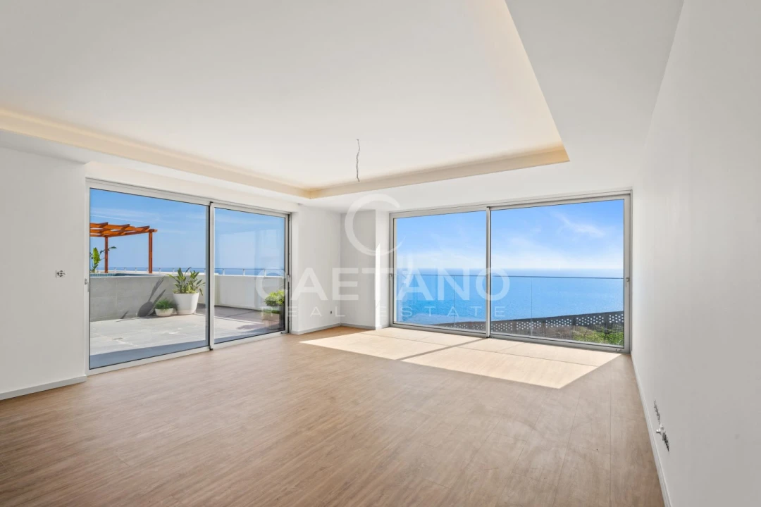 Apartamento T3 para Venda em Camara de Lobos Foto 9