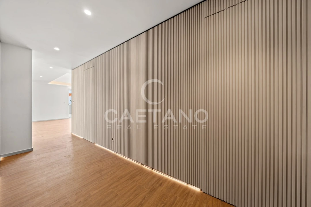 Apartamento T3 para Venda em Camara de Lobos Foto 19