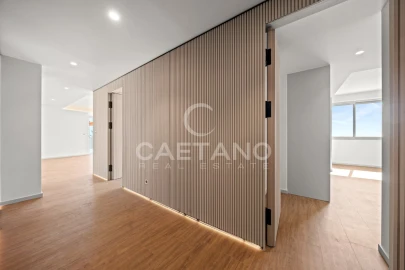 Apartamento T3 para Venda em Camara de Lobos