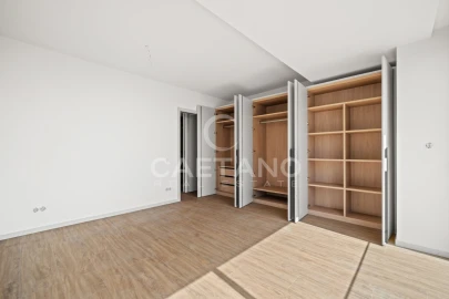 Apartamento T3 para Venda em Camara de Lobos