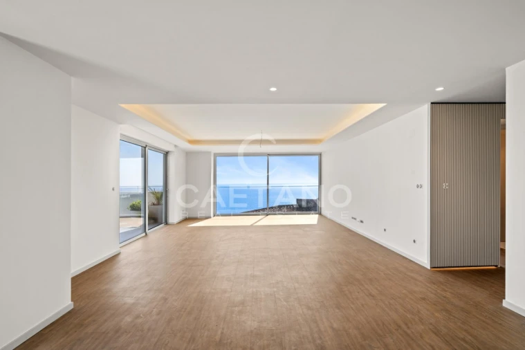 Apartamento T3 para Venda em Camara de Lobos Foto 14