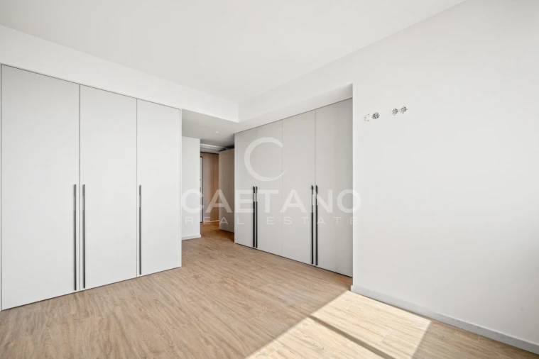Apartamento T3 para Venda em Camara de Lobos Foto 15