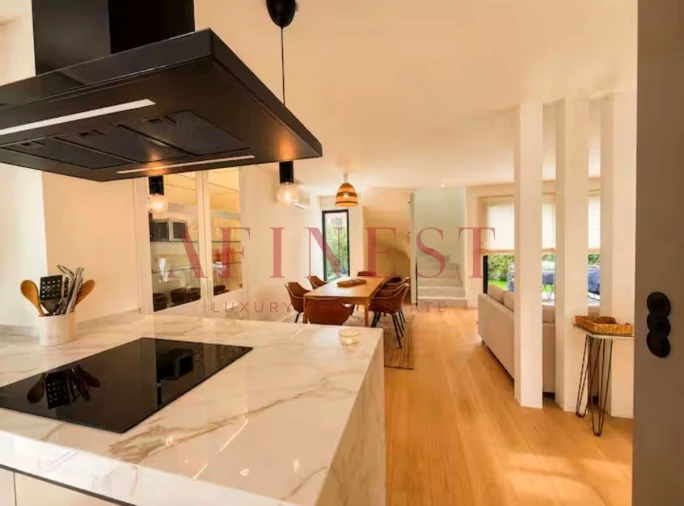 Moradia T3 para Arrendamento em São Domingos de Rana Foto 8