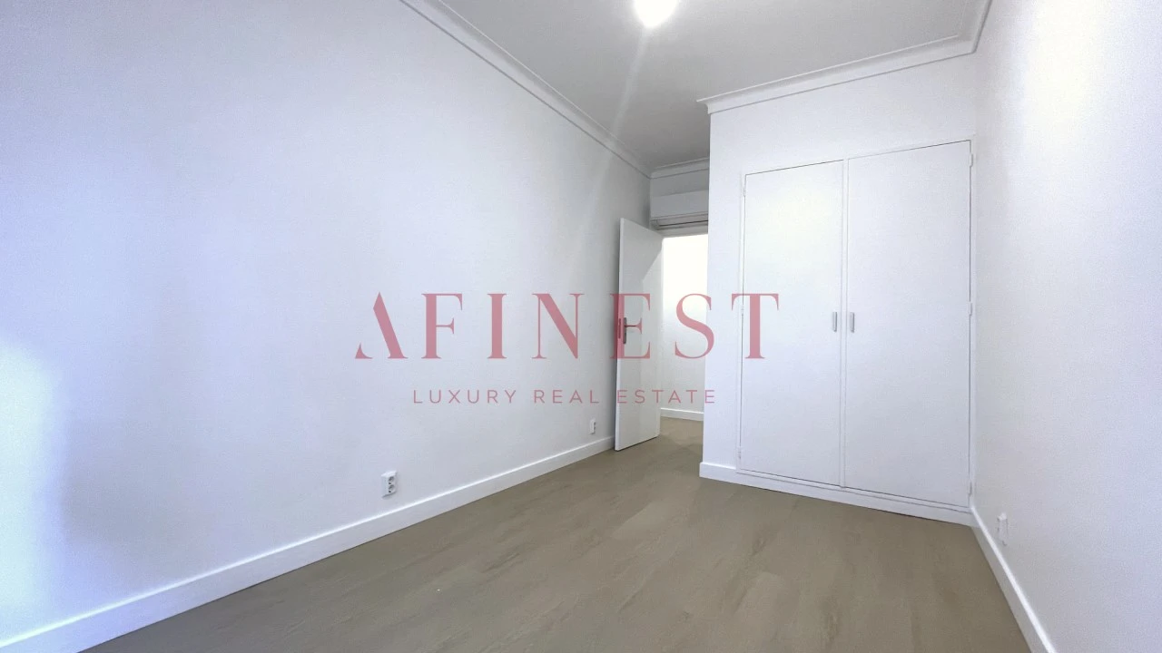 Apartamento T4 para Arrendamento em Campo de Ourique Foto 23