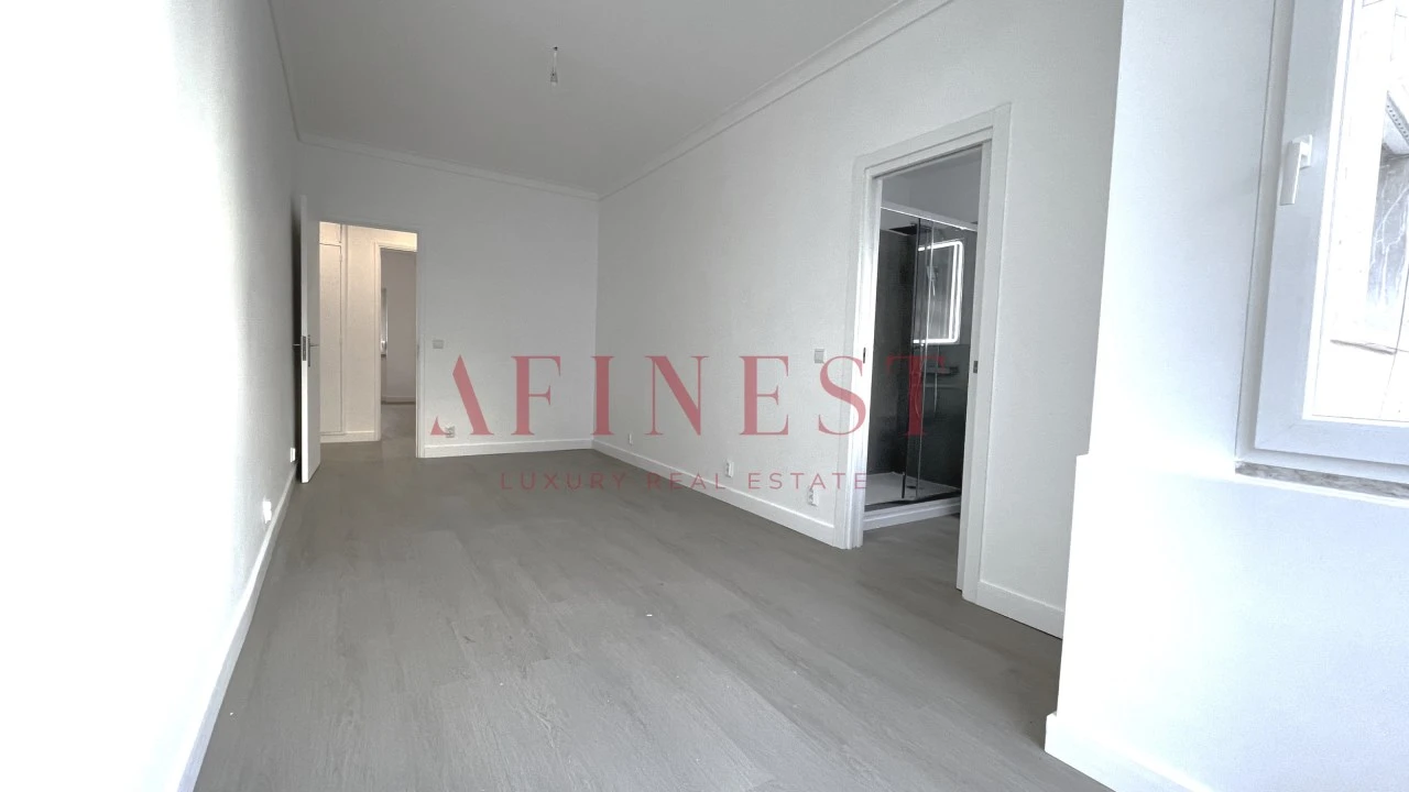 Apartamento T4 para Arrendamento em Campo de Ourique Foto 28