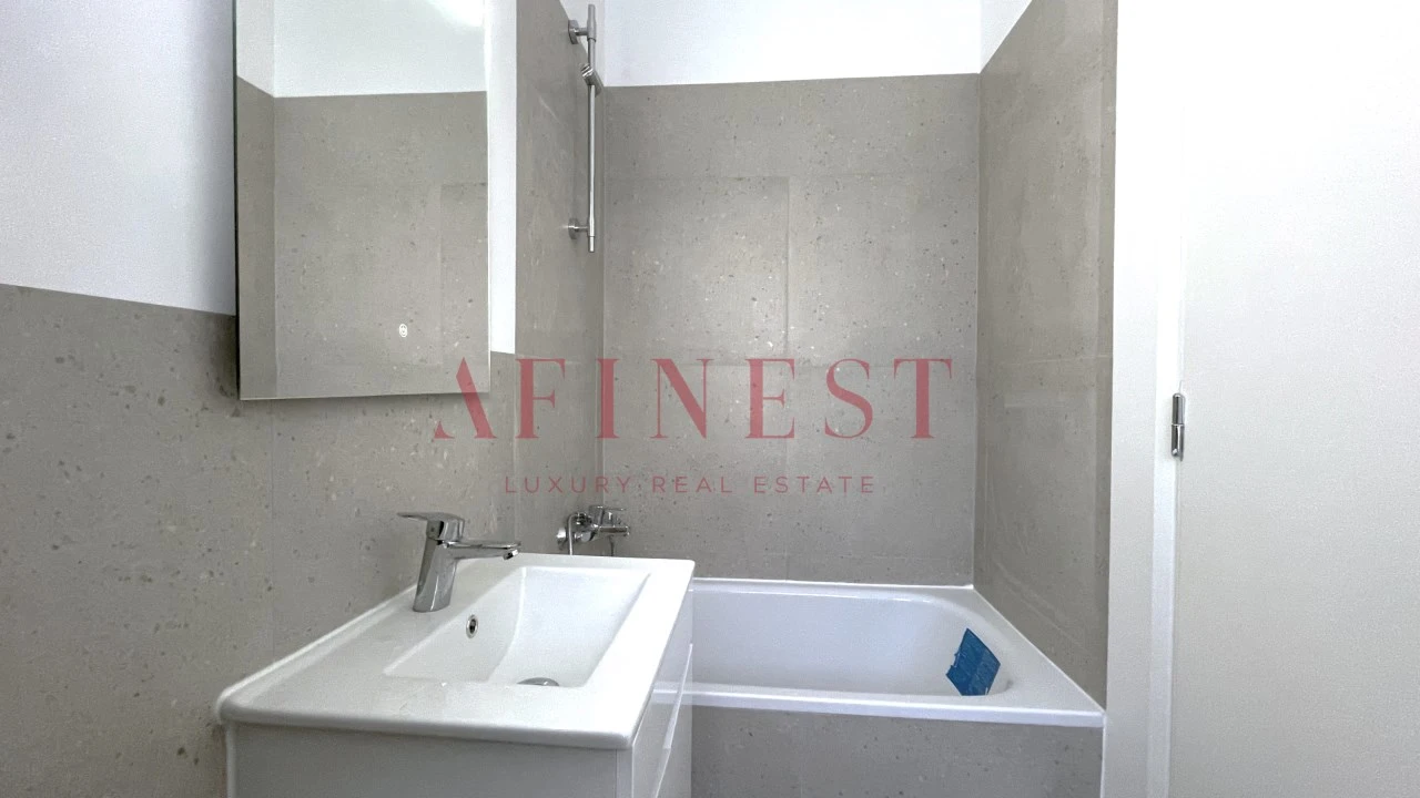 Apartamento T4 para Arrendamento em Campo de Ourique Foto 35