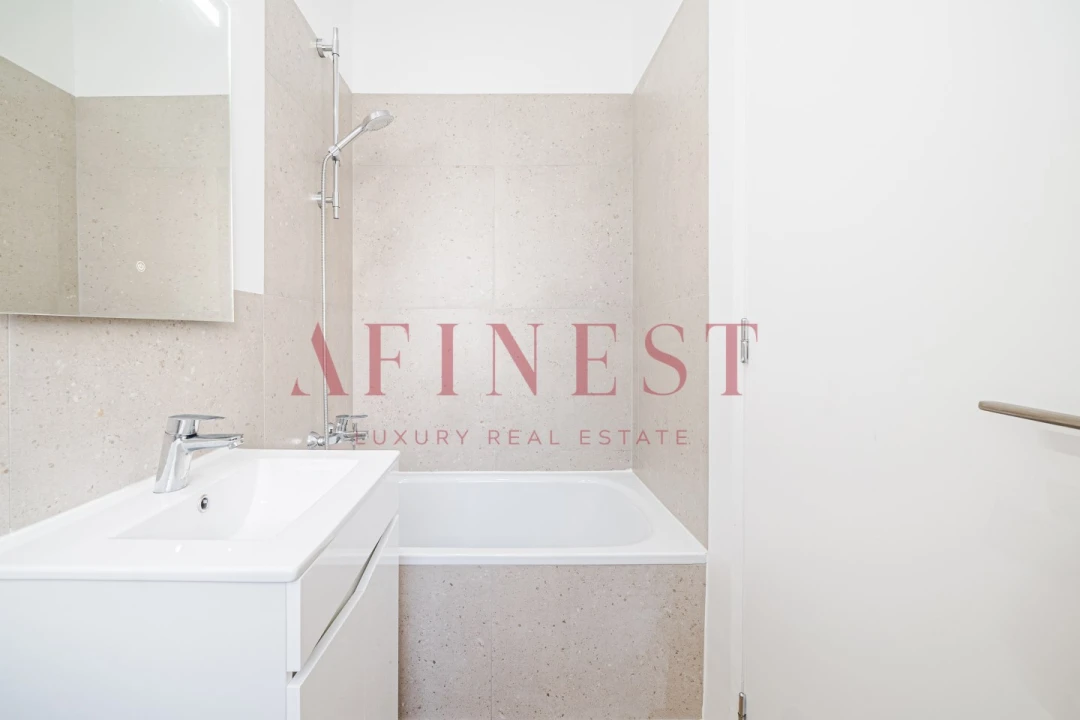 Apartamento T4 para Arrendamento em Campo de Ourique Foto 17