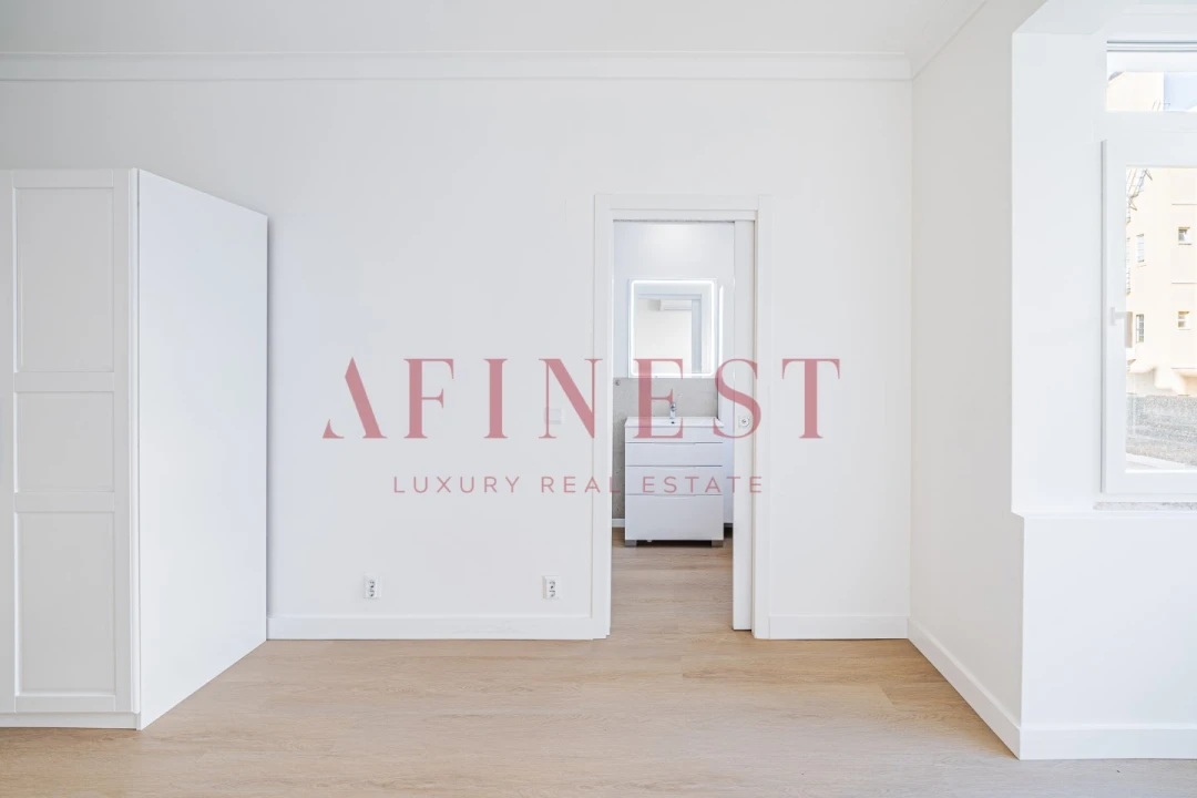 Apartamento T4 para Arrendamento em Campo de Ourique Foto 26