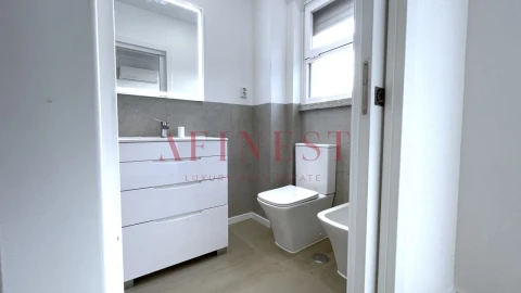 Apartamento T4 para Arrendamento em Campo de Ourique