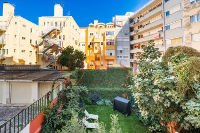 Apartamento T4 para Arrendamento em Campo de Ourique