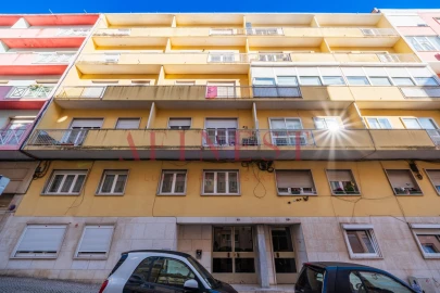 Apartamento T4 para Arrendamento em Campo de Ourique