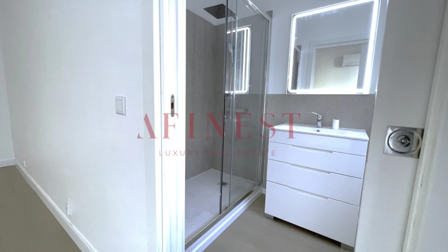 Apartamento T4 para Arrendamento em Campo de Ourique Foto 29