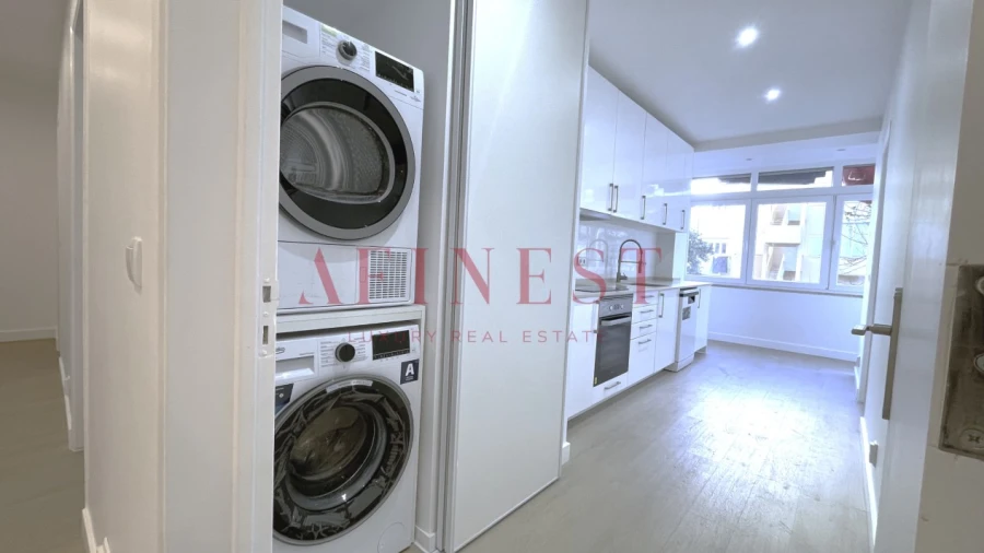 Apartamento T4 para Arrendamento em Campo de Ourique