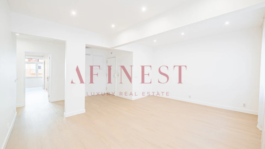 Apartamento T4 para Arrendamento em Campo de Ourique