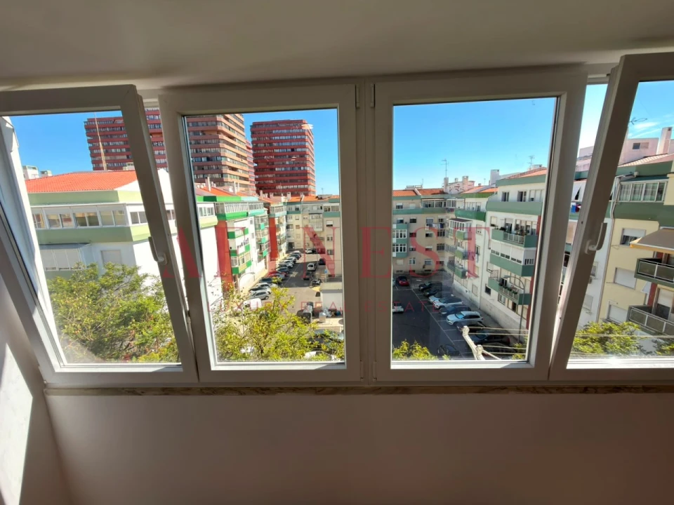 Apartamento T2 para Arrendamento em Oeiras e São Julião da Barra, Paço de Arcos e Caxias Foto 5