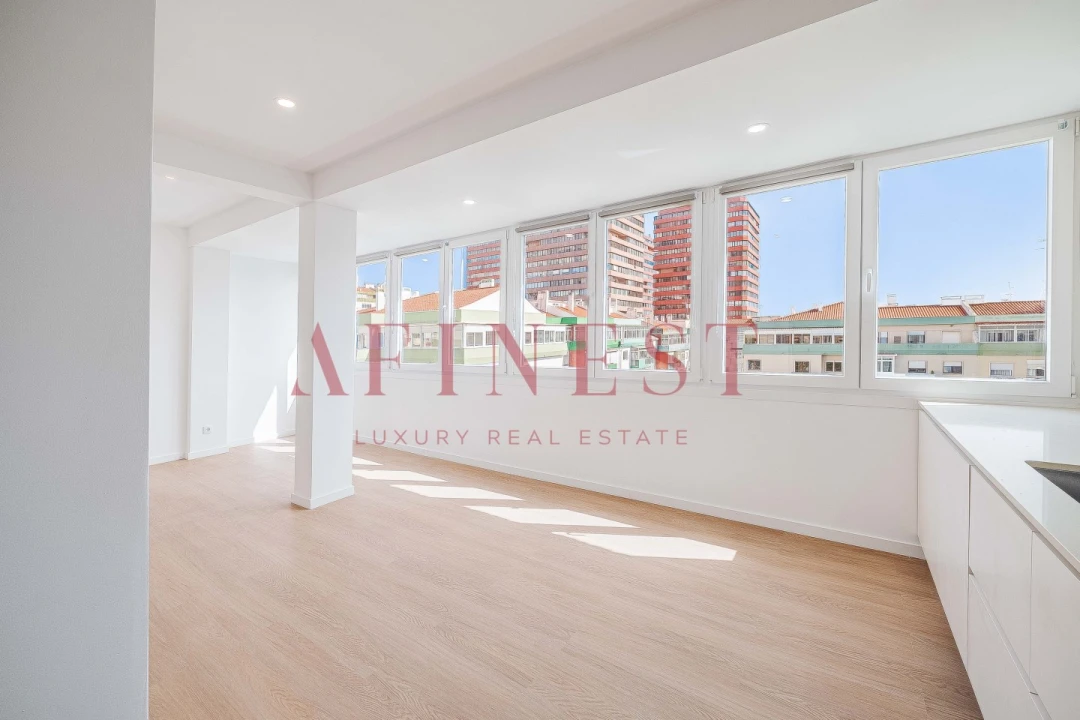 Apartamento T2 para Arrendamento em Oeiras e São Julião da Barra, Paço de Arcos e Caxias Foto 12