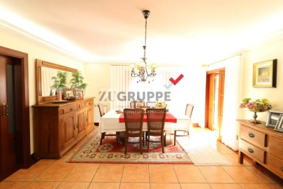 Moradia T4 para Venda em Oliveira do Bairro