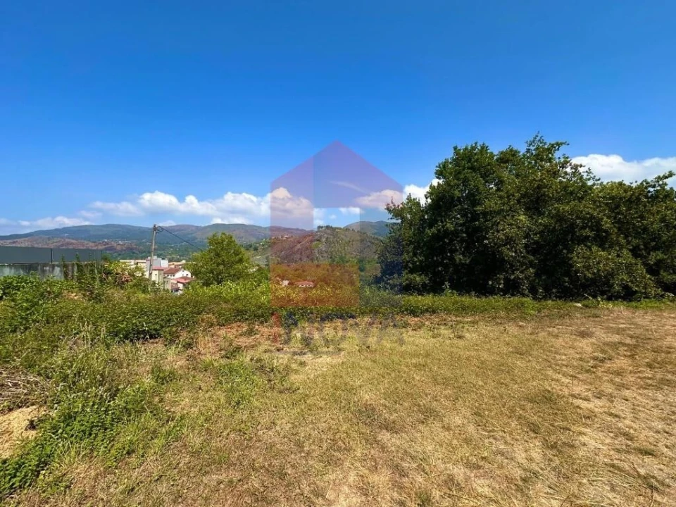 Terreno para Venda em Moimenta Foto 2