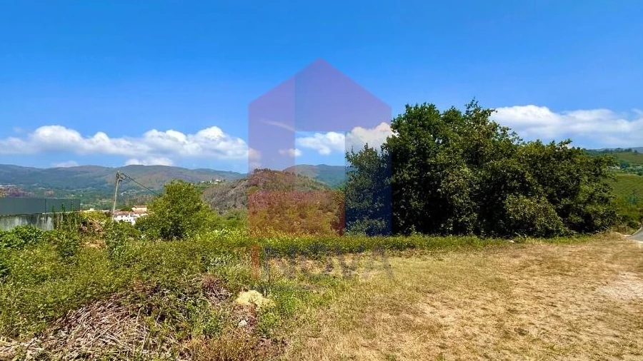 Terreno para Venda em Moimenta