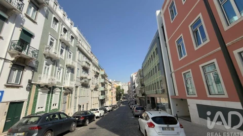 Apartamento T3 para Arrendamento em Santo António