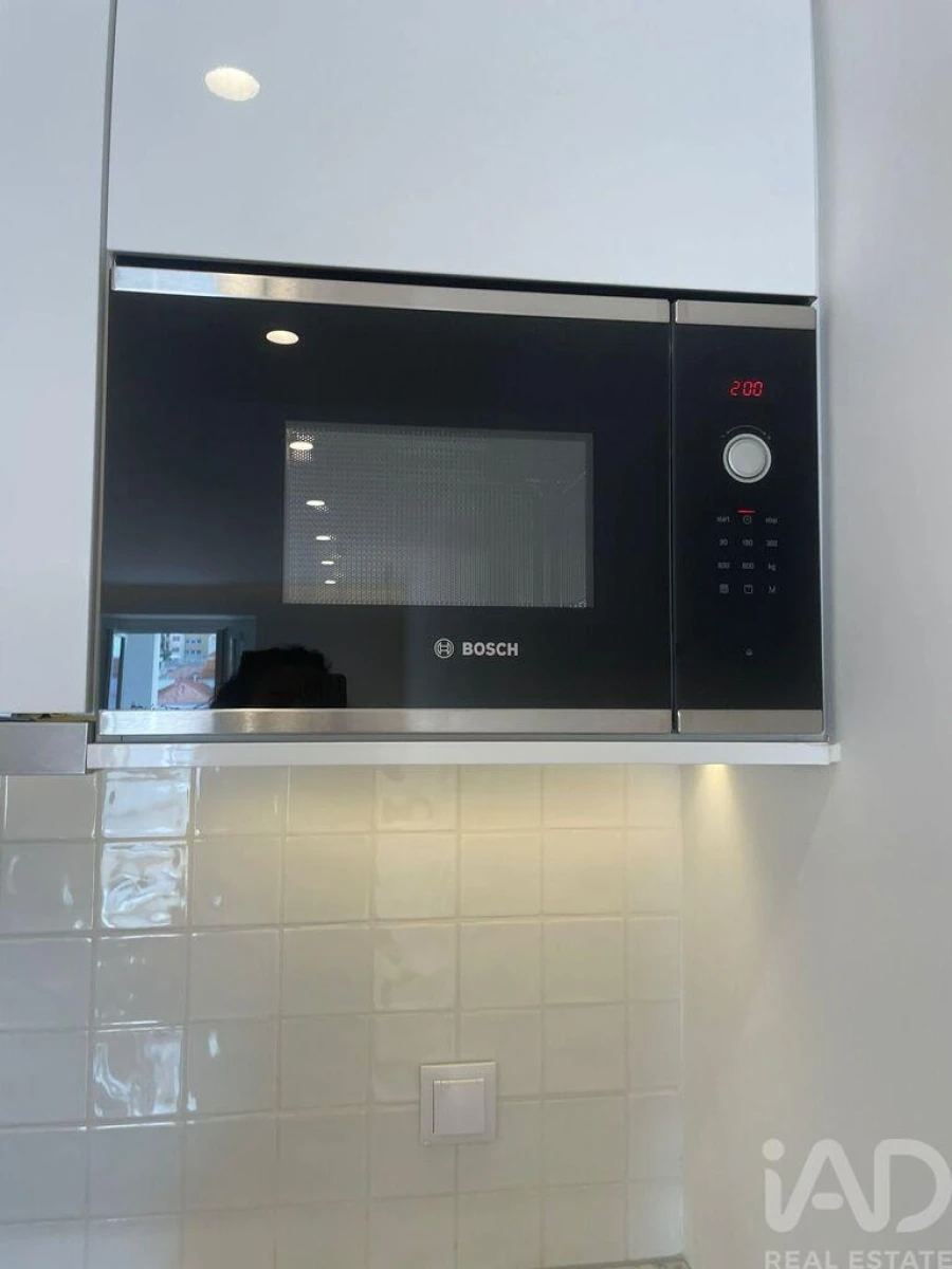 Apartamento T3 para Arrendamento em Santo António Foto 6