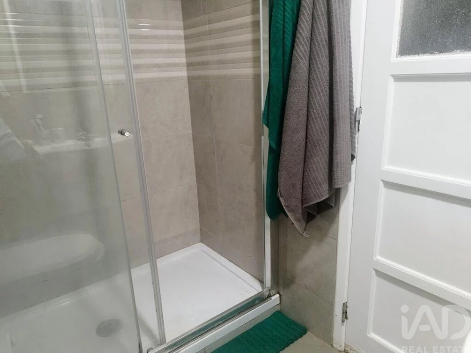 Apartamento T2 para Venda em Queluz e Belas Foto 12