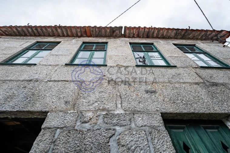 Moradia T3 para Venda em Souselo Foto 4