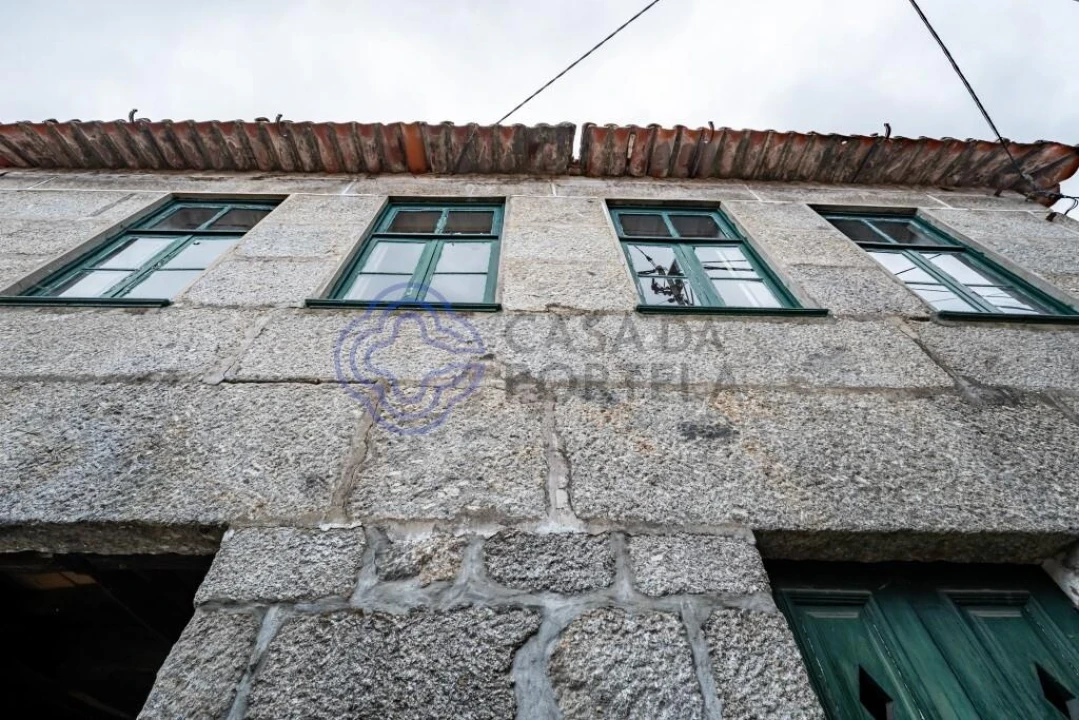 Moradia T3 para Venda em Souselo Foto 4