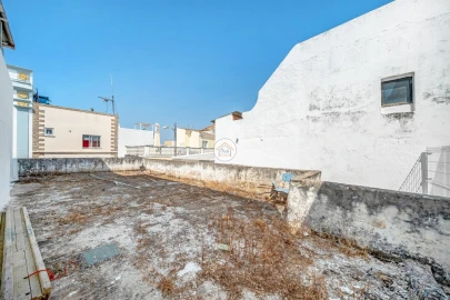 Moradia T2 para Venda em Olhão