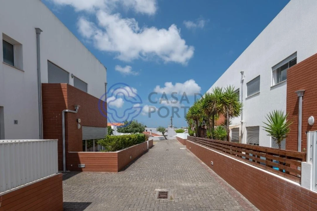Apartamento T2 para Venda em Marinha Grande Foto 7