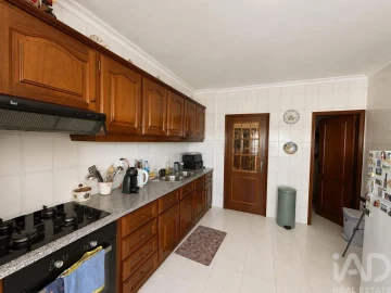 Apartamento T3 para Venda em Oliveira do Hospital e São Paio de Gramaços