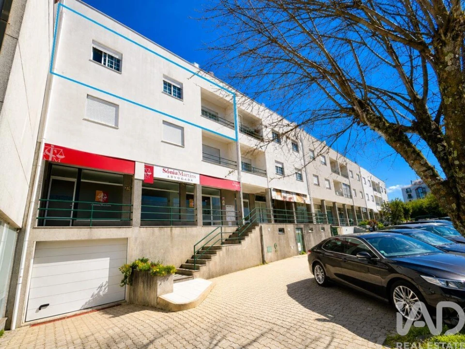 Apartamento T3 para Venda em Oliveira do Hospital e São Paio de Gramaços Foto 1