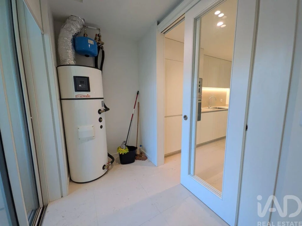 Apartamento T1 para Venda em Cedofeita, Santo Ildefonso, Sé, Miragaia, São Nicolau e Vitória Foto 13