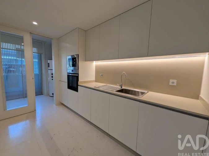 Apartamento T1 para Venda em Cedofeita, Santo Ildefonso, Sé, Miragaia, São Nicolau e Vitória Foto 15