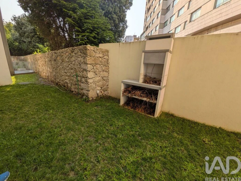 Apartamento T1 para Venda em Cedofeita, Santo Ildefonso, Sé, Miragaia, São Nicolau e Vitória Foto 24