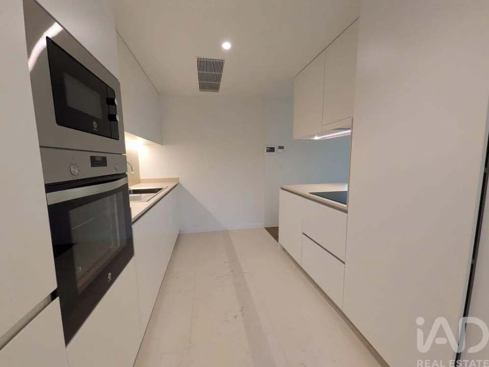 Apartamento T1 para Venda em Cedofeita, Santo Ildefonso, Sé, Miragaia, São Nicolau e Vitória Foto 9