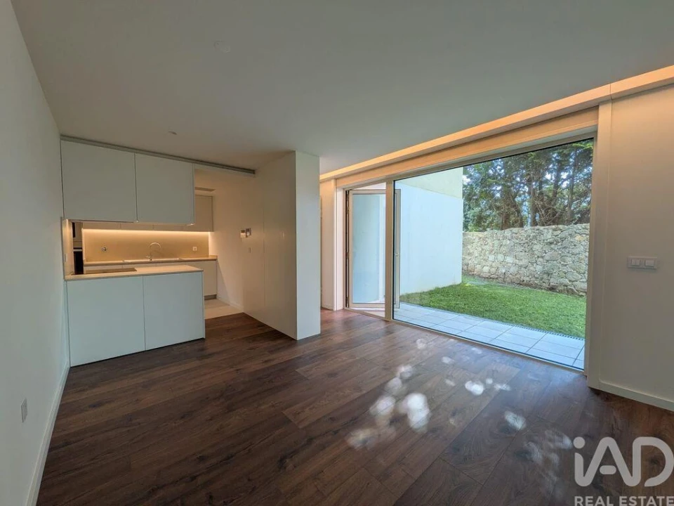 Apartamento T1 para Venda em Cedofeita, Santo Ildefonso, Sé, Miragaia, São Nicolau e Vitória Foto 22