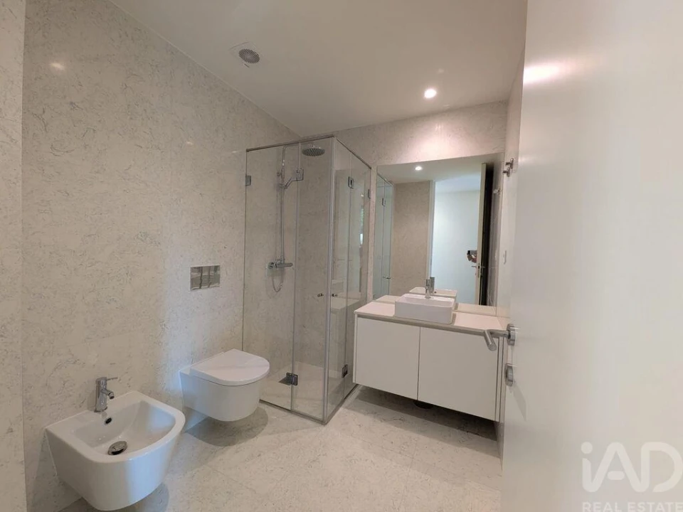 Apartamento T1 para Venda em Cedofeita, Santo Ildefonso, Sé, Miragaia, São Nicolau e Vitória Foto 27