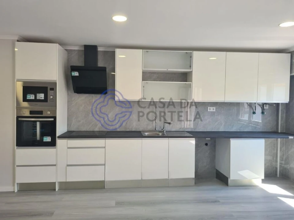Apartamento T4 para Venda em Amora Foto 19