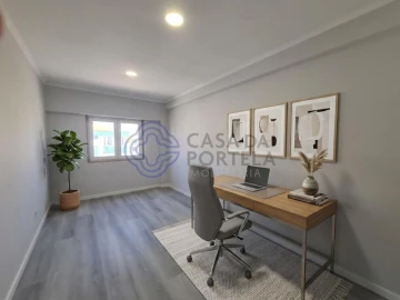 Apartamento T4 para Venda em Amora
