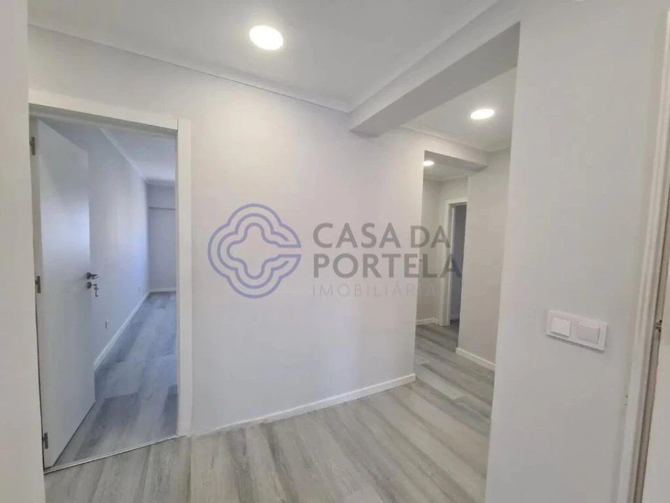 Apartamento T4 para Venda em Amora Foto 20