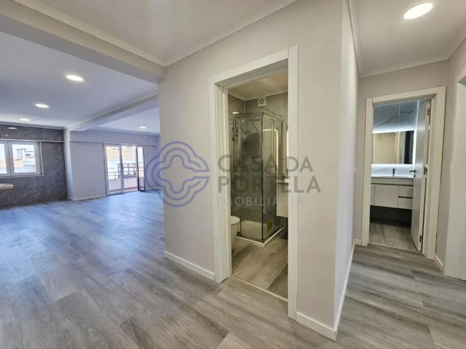 Apartamento T4 para Venda em Amora Foto 39