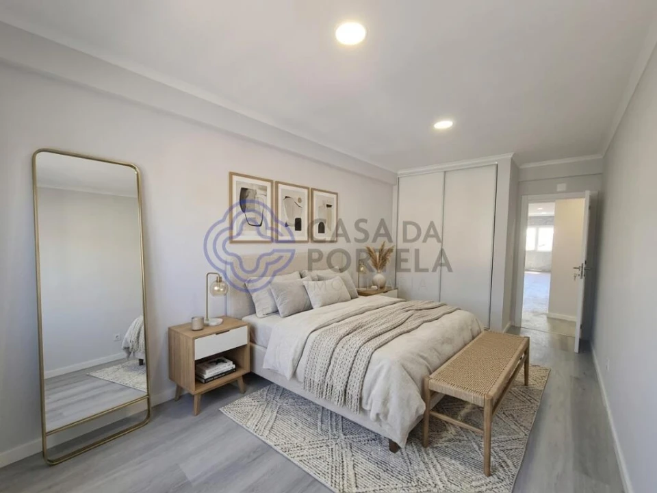 Apartamento T4 para Venda em Amora Foto 15