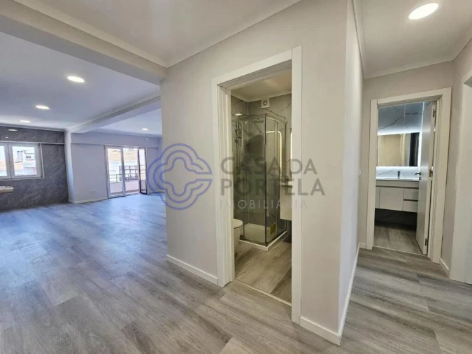 Apartamento T4 para Venda em Amora Foto 39