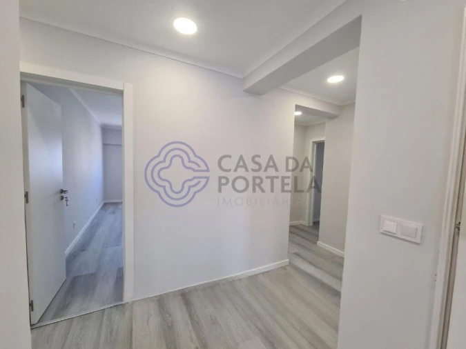 Apartamento T4 para Venda em Amora Foto 28