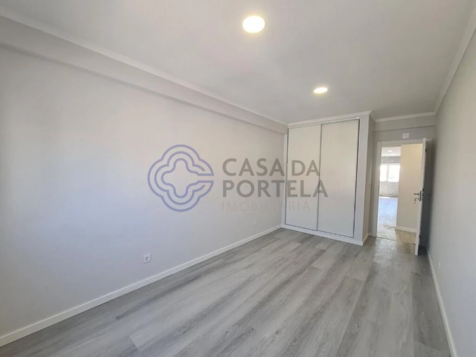 Apartamento T4 para Venda em Amora Foto 29